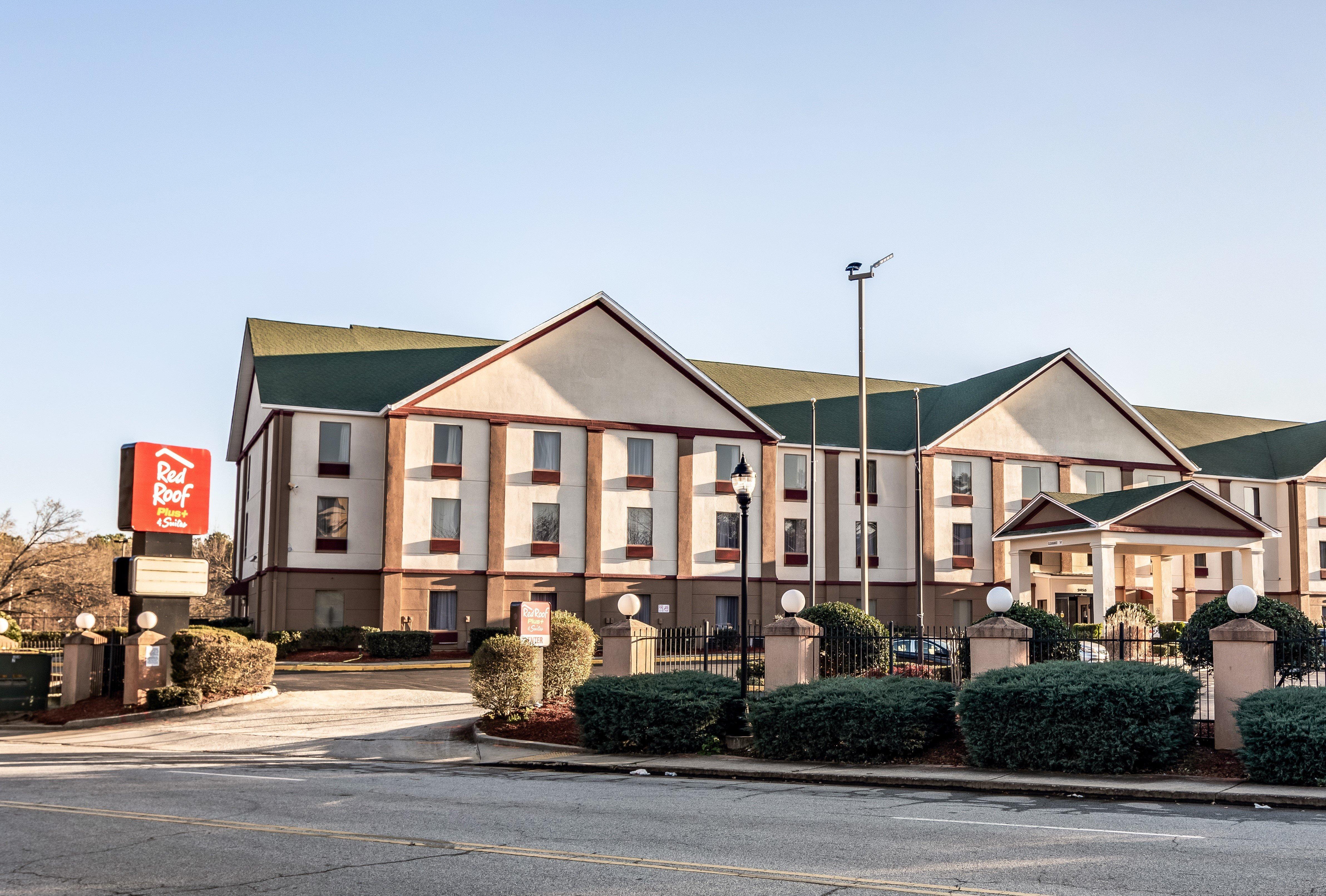 Red Roof Plus+ & Suites Atlanta Airport South Zewnętrze zdjęcie