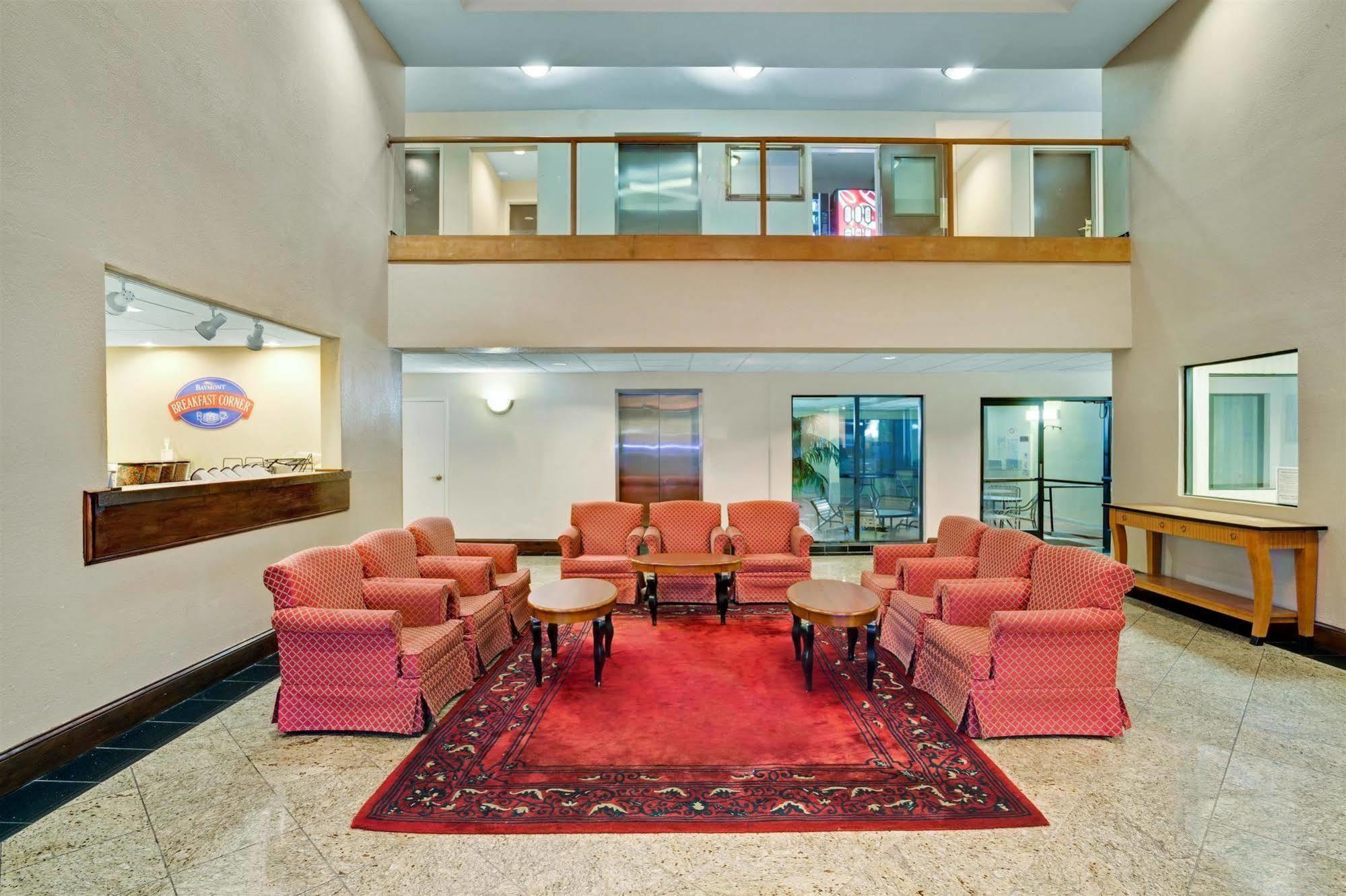 Red Roof Plus+ & Suites Atlanta Airport South College Park Zewnętrze zdjęcie